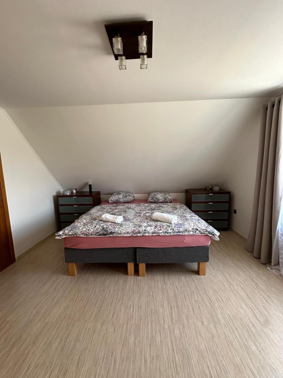 Apartman Lipa มิคูลอฟ ภายนอก รูปภาพ