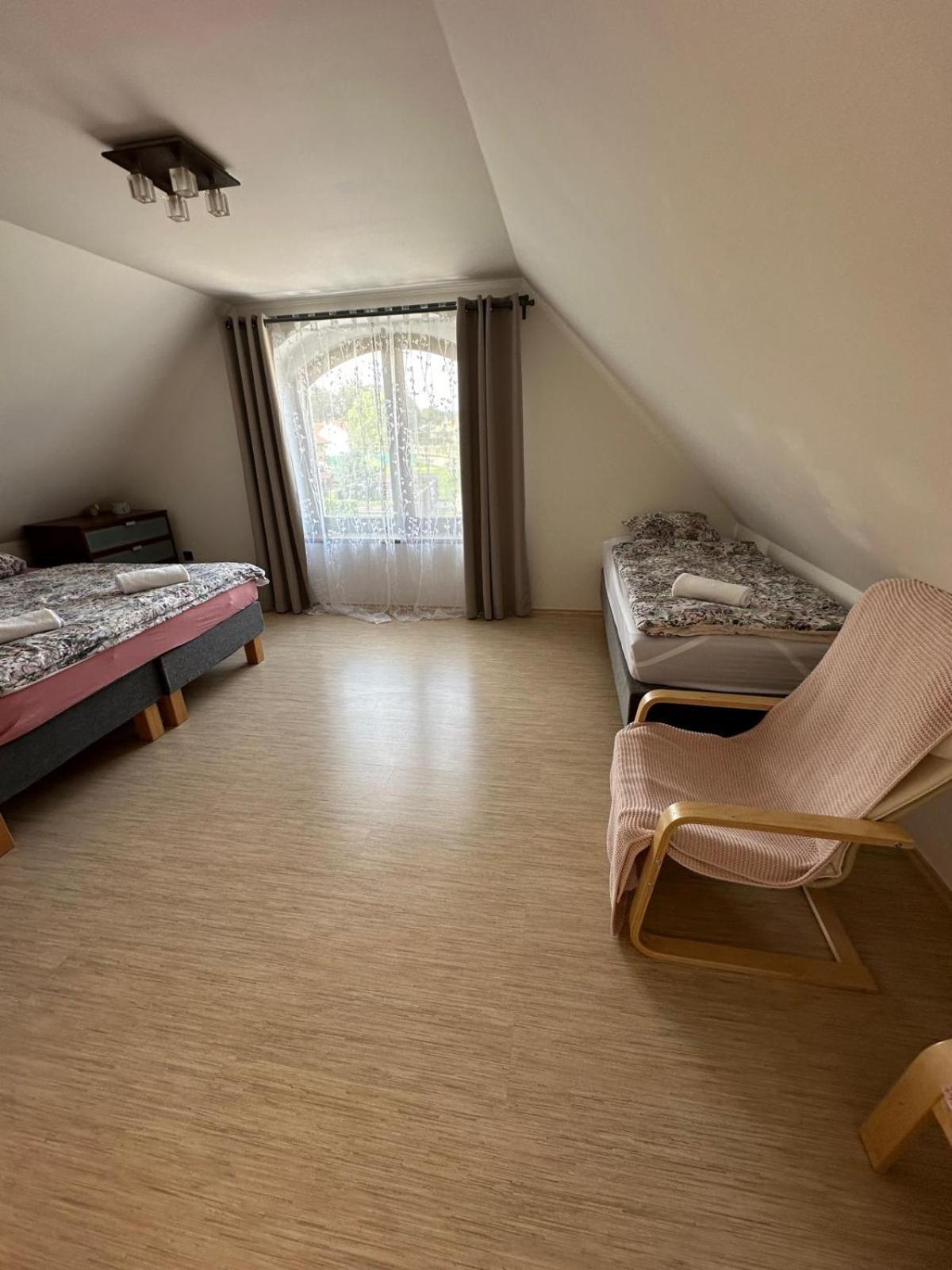 Apartman Lipa มิคูลอฟ ภายนอก รูปภาพ